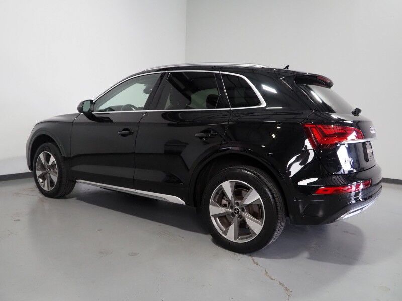 2023 Audi Q5 Premium 40 TFSI Quattro *PANORAMA MOONROOF, ADAPTIVE CRUISE, SAFETY ALERTS, BACKUP-CAMERA, COLOR TOUCHSCREEN, LEATHER, HEATED SEATS/STEERING, ADVANCED KEY, POWER LIFTGATE, 19 INCH WHEELS, APPLE CARPLAY Round Rock TX