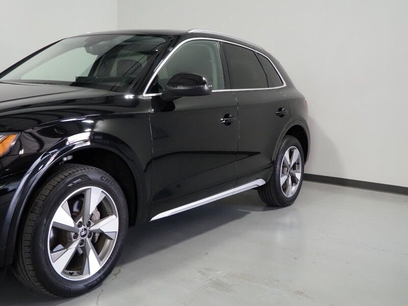 2023 Audi Q5 Premium 40 TFSI Quattro *PANORAMA MOONROOF, ADAPTIVE CRUISE, SAFETY ALERTS, BACKUP-CAMERA, COLOR TOUCHSCREEN, LEATHER, HEATED SEATS/STEERING, ADVANCED KEY, POWER LIFTGATE, 19 INCH WHEELS, APPLE CARPLAY Round Rock TX