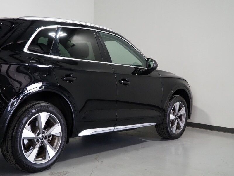 2023 Audi Q5 Premium 40 TFSI Quattro *PANORAMA MOONROOF, ADAPTIVE CRUISE, SAFETY ALERTS, BACKUP-CAMERA, COLOR TOUCHSCREEN, LEATHER, HEATED SEATS/STEERING, ADVANCED KEY, POWER LIFTGATE, 19 INCH WHEELS, APPLE CARPLAY Round Rock TX