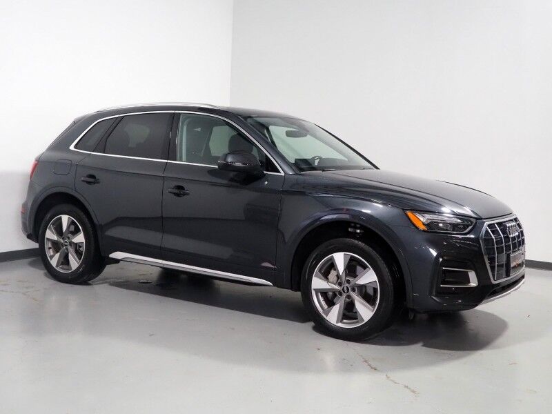 2023 Audi Q5 Premium 40 TFSI Quattro *PANORAMA MOONROOF, ADAPTIVE CRUISE, SAFETY ALERTS, BACKUP-CAMERA, COLOR TOUCHSCREEN, LEATHER, HEATED SEATS/STEERING, ADVANCED KEY, POWER LIFTGATE, APPLE CARPLAY