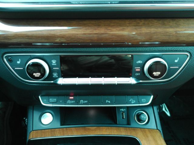 2023 Audi Q5 Premium 45 TFSI S line quattro Plano TX