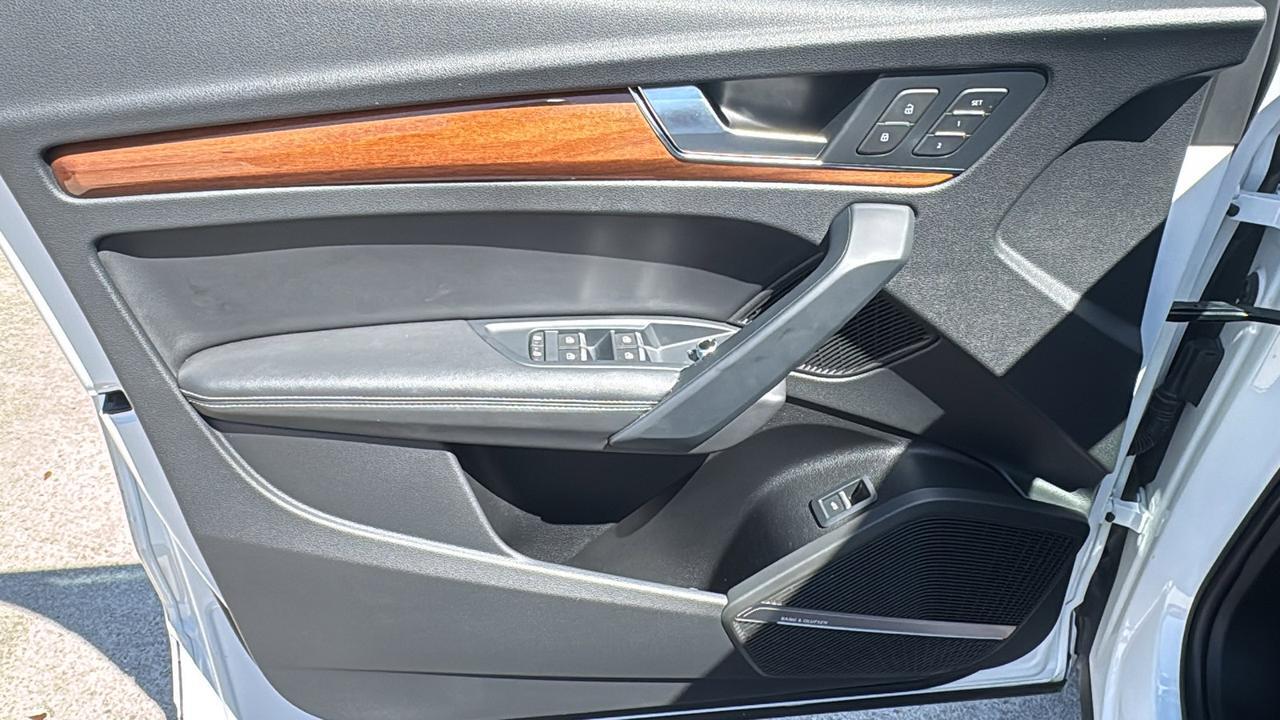 2023 Audi Q5 Premium Plus  Selma TX