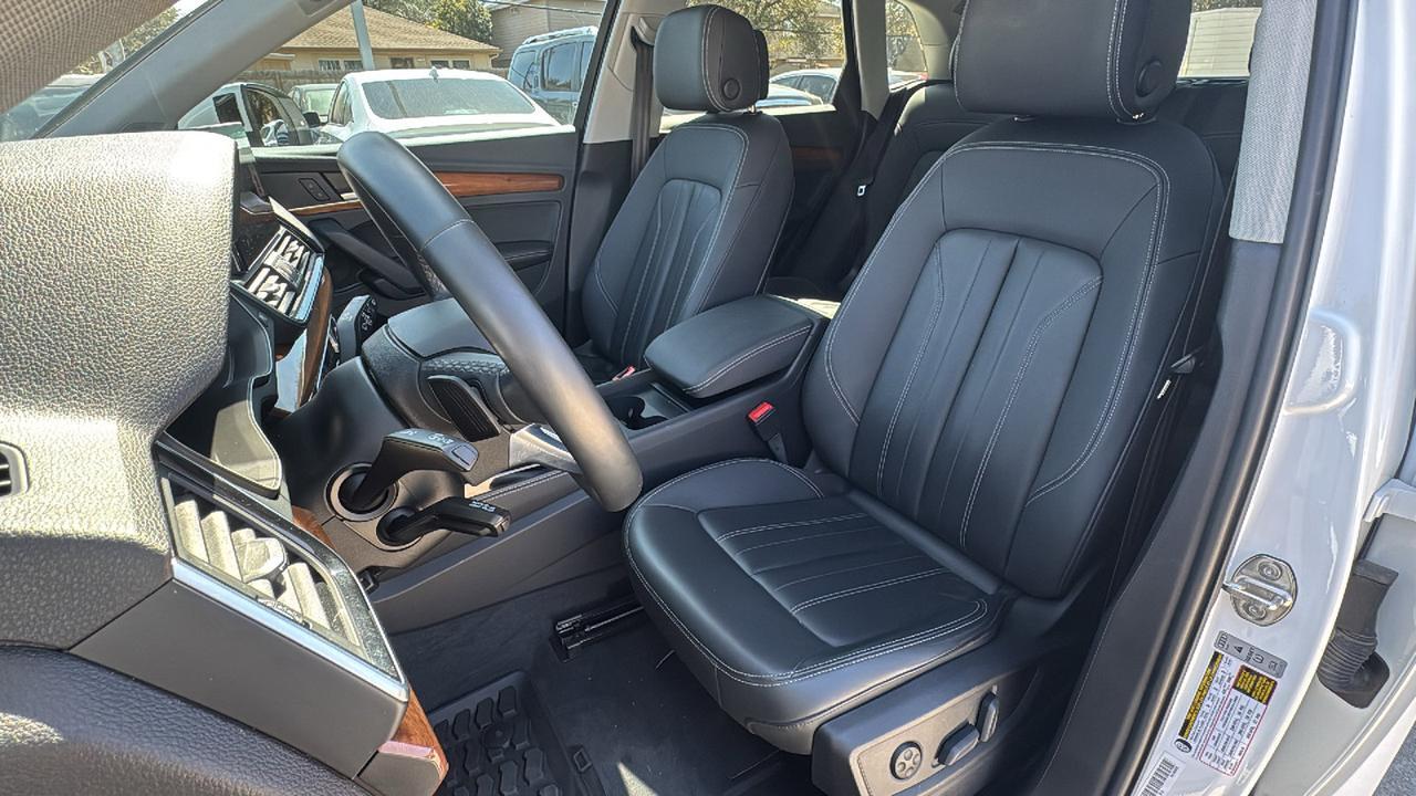 2023 Audi Q5 Premium Plus  Selma TX