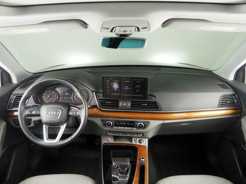 2023 Audi Q5 S line Premium 45 TFSI Quattro *PANORAMA MOONROOF, ADAPTIVE CRUISE, SAFETY ALERTS, BACKUP-CAMERA, COLOR TOUCHSCREEN, LEATHER, HEATED SEATS/STEERING, ADVANCED KEY, POWER LIFTGATE, 19 INCH WHEELS, APPLE CARPLAY
