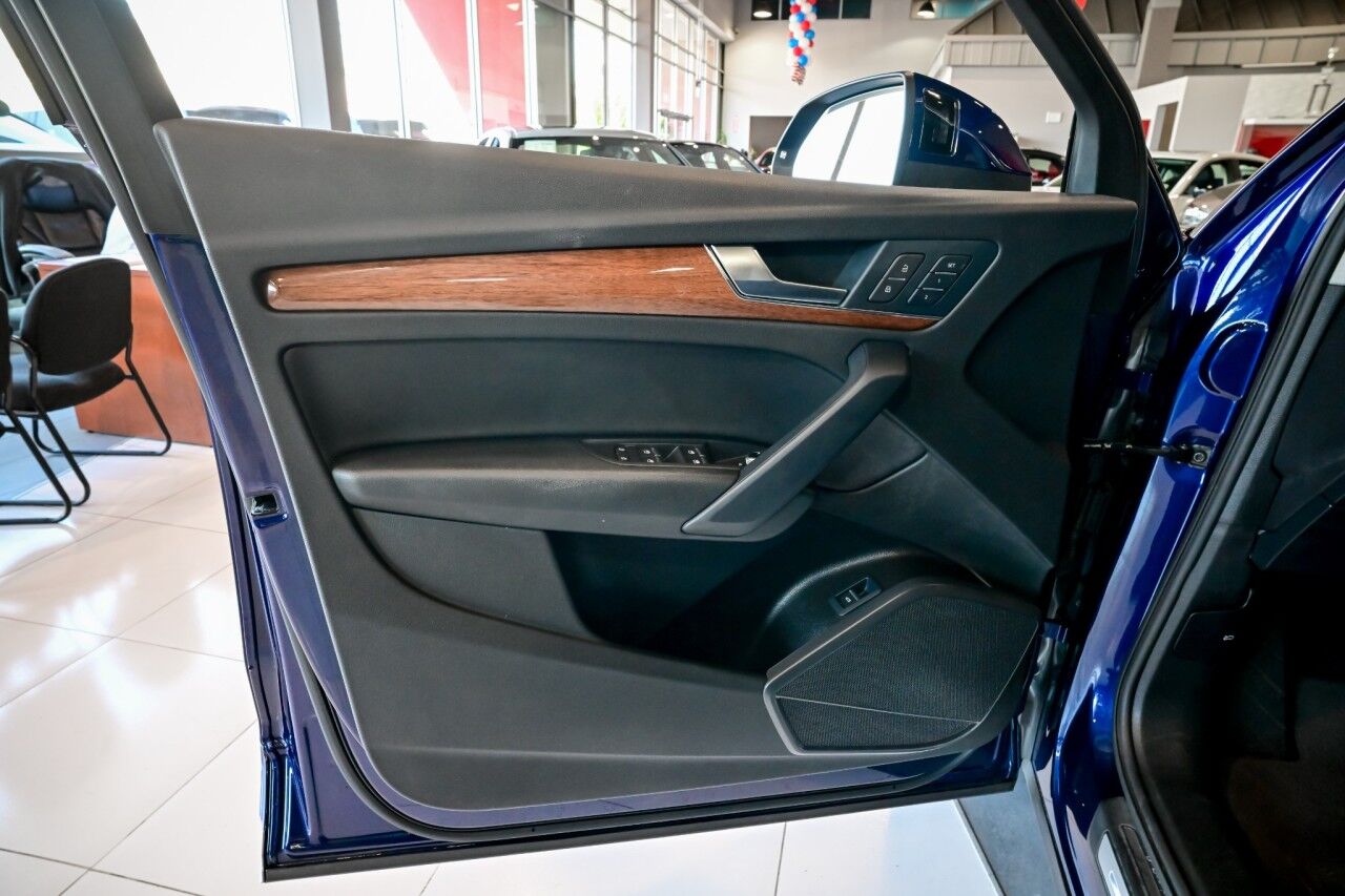 2023 Audi Q5 S line Premium, Convenience Pkg Springfield NJ