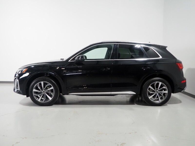 2023 Audi Q5 S line Premium Plus 45 TFSI Quattro *NAVIGATION, VIRTUAL COCKPIT, ADAPTIVE CRUISE, SAFETY ALERTS, 360 VIEW CAMERAS, COLOR TOUCHSCREEN, PANORAMA MOONROOF, LEATHER, CLIMATE SEATS, HEATED STEERING, ADVANCED KEY, BANG & OLUFSEN, APPLE CARPLAY Round Rock TX
