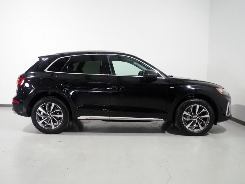 2023 Audi Q5 S line Premium Plus 45 TFSI Quattro *NAVIGATION, VIRTUAL COCKPIT, ADAPTIVE CRUISE, SAFETY ALERTS, 360 VIEW CAMERAS, COLOR TOUCHSCREEN, PANORAMA MOONROOF, LEATHER, CLIMATE SEATS, HEATED STEERING, ADVANCED KEY, BANG & OLUFSEN, APPLE CARPLAY Round Rock TX