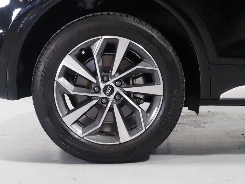 2023 Audi Q5 S line Premium Plus 45 TFSI Quattro *NAVIGATION, VIRTUAL COCKPIT, ADAPTIVE CRUISE, SAFETY ALERTS, 360 VIEW CAMERAS, COLOR TOUCHSCREEN, PANORAMA MOONROOF, LEATHER, CLIMATE SEATS, HEATED STEERING, ADVANCED KEY, BANG & OLUFSEN, APPLE CARPLAY Round Rock TX