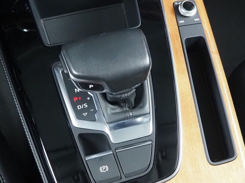 2023 Audi Q5 S line Premium Plus 45 TFSI Quattro *NAVIGATION, VIRTUAL COCKPIT, ADAPTIVE CRUISE, SAFETY ALERTS, 360 VIEW CAMERAS, COLOR TOUCHSCREEN, PANORAMA MOONROOF, LEATHER, HEATED SEATS/STEERING, ADVANCED KEY, 20 INCH WHEELS, BANG & OLUFSEN, APPLE CARPLAY Round Rock TX