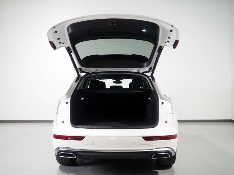 2023 Audi Q5 S line Premium Plus 45 TFSI Quattro *NAVIGATION, VIRTUAL COCKPIT, ADAPTIVE CRUISE, SAFETY ALERTS, 360 VIEW CAMERAS, COLOR TOUCHSCREEN, PANORAMA MOONROOF, LEATHER, HEATED SEATS/STEERING, ADVANCED KEY, 20 INCH WHEELS, BANG & OLUFSEN, APPLE CARPLAY Round Rock TX