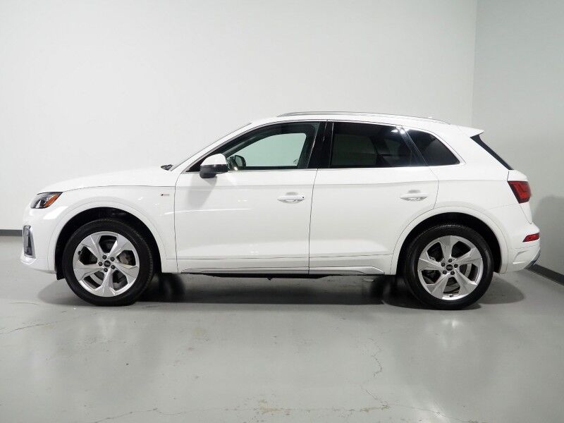 2023 Audi Q5 S line Premium Plus 45 TFSI Quattro *NAVIGATION, VIRTUAL COCKPIT, ADAPTIVE CRUISE, SAFETY ALERTS, 360 VIEW CAMERAS, COLOR TOUCHSCREEN, PANORAMA MOONROOF, LEATHER, HEATED SEATS/STEERING, ADVANCED KEY, 20 INCH WHEELS, BANG & OLUFSEN, APPLE CARPLAY Round Rock TX