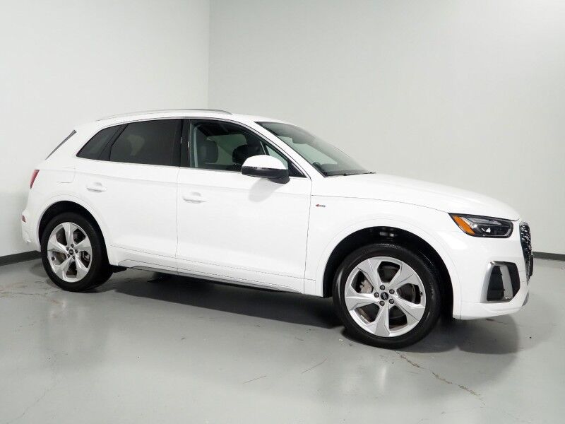 2023 Audi Q5 S line Premium Plus 45 TFSI Quattro *NAVIGATION, VIRTUAL COCKPIT, ADAPTIVE CRUISE, SAFETY ALERTS, 360 VIEW CAMERAS, COLOR TOUCHSCREEN, PANORAMA MOONROOF, LEATHER, HEATED SEATS/STEERING, ADVANCED KEY, 20 INCH WHEELS, BANG & OLUFSEN, APPLE CARPLAY