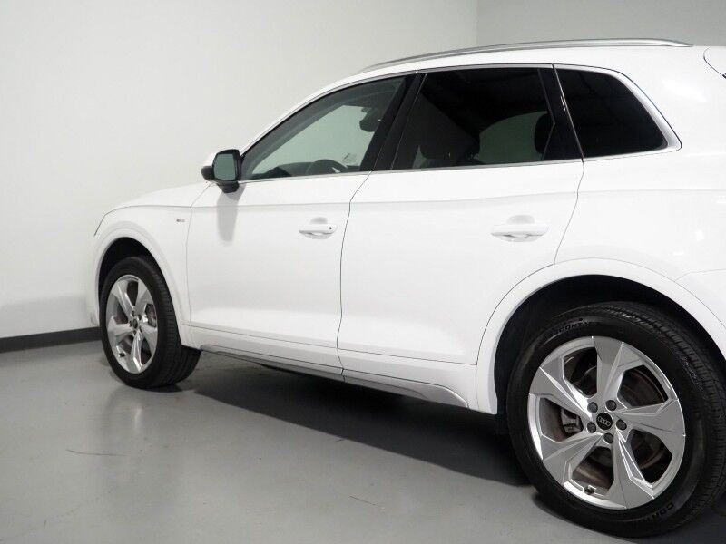 2023 Audi Q5 S line Premium Plus 45 TFSI Quattro *NAVIGATION, VIRTUAL COCKPIT, ADAPTIVE CRUISE, SAFETY ALERTS, 360 VIEW CAMERAS, COLOR TOUCHSCREEN, PANORAMA MOONROOF, LEATHER, HEATED SEATS/STEERING, ADVANCED KEY, 20 INCH WHEELS, BANG & OLUFSEN, APPLE CARPLAY Round Rock TX