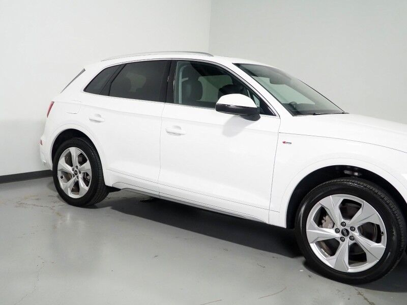 2023 Audi Q5 S line Premium Plus 45 TFSI Quattro *NAVIGATION, VIRTUAL COCKPIT, ADAPTIVE CRUISE, SAFETY ALERTS, 360 VIEW CAMERAS, COLOR TOUCHSCREEN, PANORAMA MOONROOF, LEATHER, HEATED SEATS/STEERING, ADVANCED KEY, 20 INCH WHEELS, BANG & OLUFSEN, APPLE CARPLAY Round Rock TX