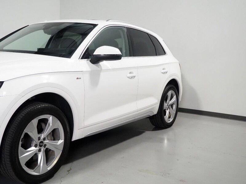 2023 Audi Q5 S line Premium Plus 45 TFSI Quattro *NAVIGATION, VIRTUAL COCKPIT, ADAPTIVE CRUISE, SAFETY ALERTS, 360 VIEW CAMERAS, COLOR TOUCHSCREEN, PANORAMA MOONROOF, LEATHER, HEATED SEATS/STEERING, ADVANCED KEY, 20 INCH WHEELS, BANG & OLUFSEN, APPLE CARPLAY Round Rock TX