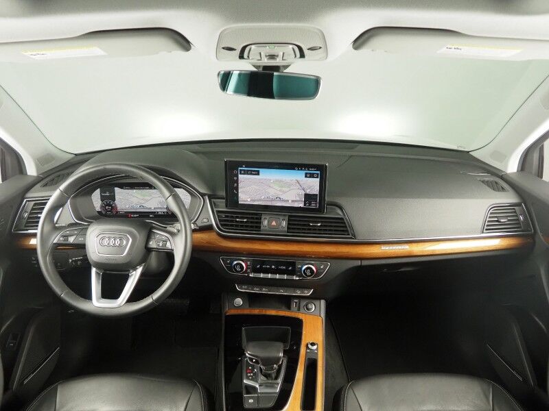 2023 Audi Q5 S line Premium Plus 45 TFSI Quattro *NAVIGATION, VIRTUAL COCKPIT, ADAPTIVE CRUISE, SAFETY ALERTS, 360 VIEW CAMERAS, COLOR TOUCHSCREEN, PANORAMA MOONROOF, LEATHER, HEATED SEATS/STEERING, ADVANCED KEY, 20 INCH WHEELS, BANG & OLUFSEN, APPLE CARPLAY