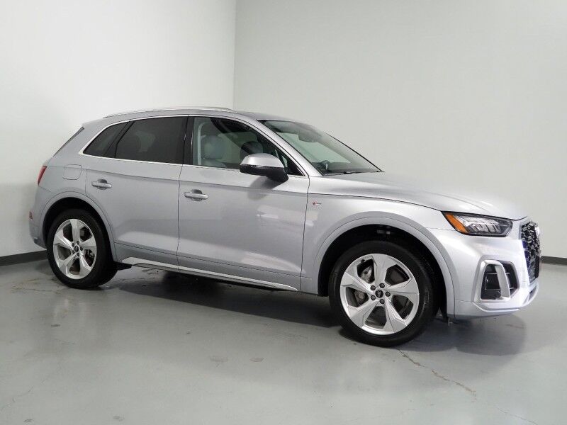 2023 Audi Q5 S line Premium Plus 45 TFSI Quattro *NAVIGATION, VIRTUAL COCKPIT, ADAPTIVE CRUISE, SAFETY ALERTS, 360 VIEW CAMERAS, COLOR TOUCHSCREEN, PANORAMA MOONROOF, LEATHER, HEATED SEATS/STEERING, ADVANCED KEY, 20 INCH WHEELS, BANG & OLUFSEN, APPLE CARPLAY