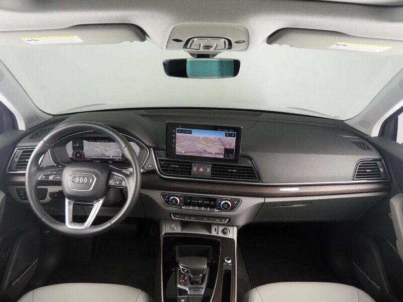 2023 Audi Q5 S line Premium Plus 45 TFSI Quattro *NAVIGATION, VIRTUAL COCKPIT, ADAPTIVE CRUISE, SAFETY ALERTS, 360 VIEW CAMERAS, COLOR TOUCHSCREEN, PANORAMA MOONROOF, LEATHER, HEATED SEATS/STEERING, ADVANCED KEY, 20 INCH WHEELS, BANG & OLUFSEN, APPLE CARPLAY