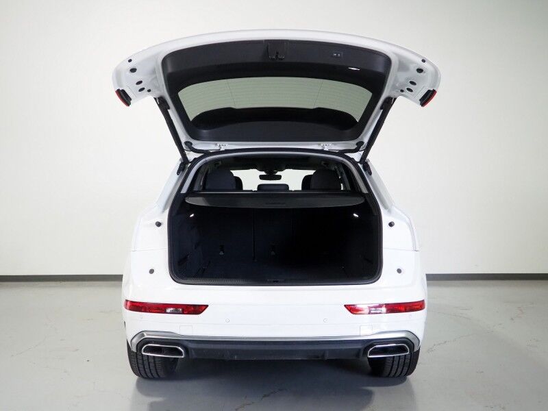 2023 Audi Q5 S line Premium Plus 45 TFSI Quattro *NAVIGATION, VIRTUAL COCKPIT, ADAPTIVE CRUISE, SAFETY ALERTS, 360 VIEW CAMERAS, COLOR TOUCHSCREEN, PANORAMA MOONROOF, LEATHER, HEATED SEATS/STEERING, ADVANCED KEY, BANG & OLUFSEN, APPLE CARPLAY Round Rock TX