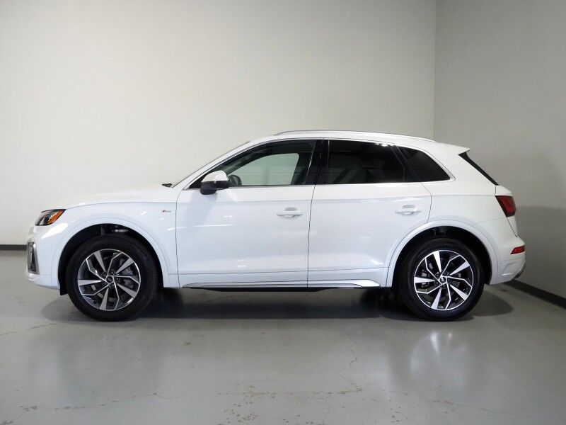 2023 Audi Q5 S line Premium Plus 45 TFSI Quattro *NAVIGATION, VIRTUAL COCKPIT, ADAPTIVE CRUISE, SAFETY ALERTS, 360 VIEW CAMERAS, COLOR TOUCHSCREEN, PANORAMA MOONROOF, LEATHER, HEATED SEATS/STEERING, ADVANCED KEY, BANG & OLUFSEN, APPLE CARPLAY Round Rock TX