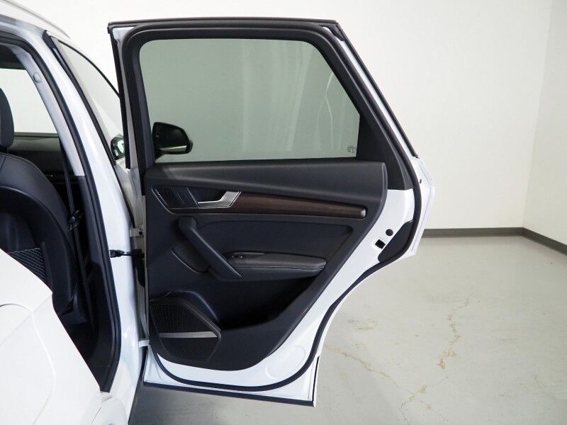 2023 Audi Q5 S line Premium Plus 45 TFSI Quattro *NAVIGATION, VIRTUAL COCKPIT, ADAPTIVE CRUISE, SAFETY ALERTS, 360 VIEW CAMERAS, COLOR TOUCHSCREEN, PANORAMA MOONROOF, LEATHER, HEATED SEATS/STEERING, ADVANCED KEY, BANG & OLUFSEN, APPLE CARPLAY Round Rock TX