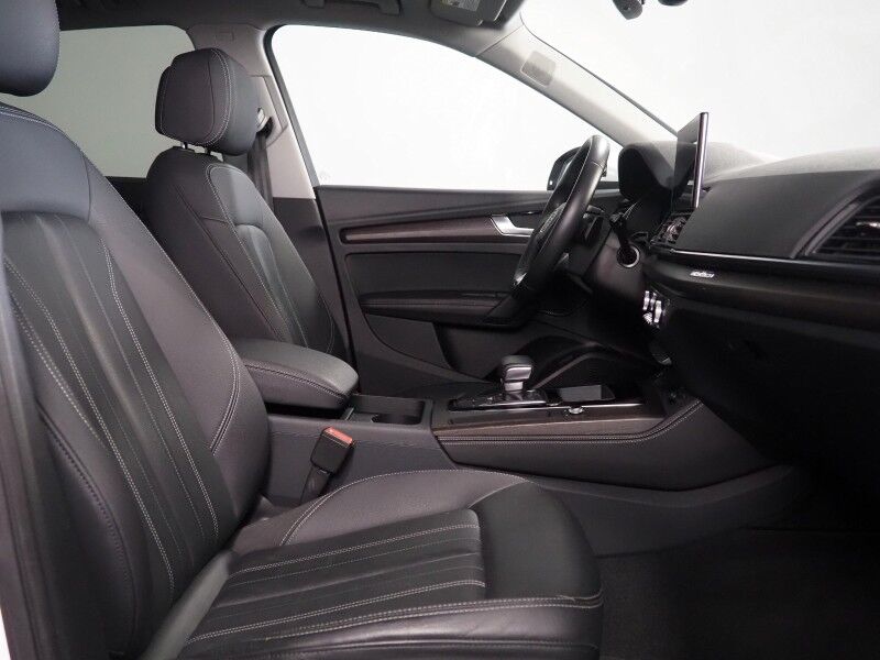 2023 Audi Q5 S line Premium Plus 45 TFSI Quattro *NAVIGATION, VIRTUAL COCKPIT, ADAPTIVE CRUISE, SAFETY ALERTS, 360 VIEW CAMERAS, COLOR TOUCHSCREEN, PANORAMA MOONROOF, LEATHER, HEATED SEATS/STEERING, ADVANCED KEY, BANG & OLUFSEN, APPLE CARPLAY Round Rock TX