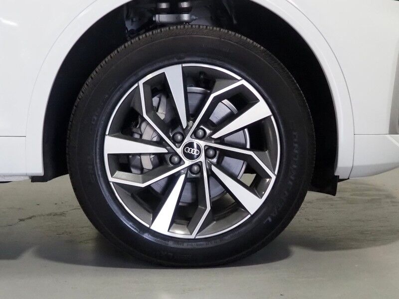 2023 Audi Q5 S line Premium Plus 45 TFSI Quattro *NAVIGATION, VIRTUAL COCKPIT, ADAPTIVE CRUISE, SAFETY ALERTS, 360 VIEW CAMERAS, COLOR TOUCHSCREEN, PANORAMA MOONROOF, LEATHER, HEATED SEATS/STEERING, ADVANCED KEY, BANG & OLUFSEN, APPLE CARPLAY Round Rock TX