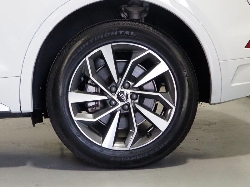 2023 Audi Q5 S line Premium Plus 45 TFSI Quattro *NAVIGATION, VIRTUAL COCKPIT, ADAPTIVE CRUISE, SAFETY ALERTS, 360 VIEW CAMERAS, COLOR TOUCHSCREEN, PANORAMA MOONROOF, LEATHER, HEATED SEATS/STEERING, ADVANCED KEY, BANG & OLUFSEN, APPLE CARPLAY Round Rock TX
