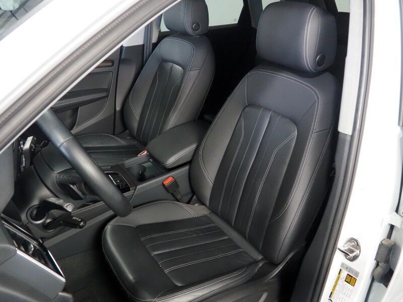 2023 Audi Q5 S line Premium Plus 45 TFSI Quattro *NAVIGATION, VIRTUAL COCKPIT, ADAPTIVE CRUISE, SAFETY ALERTS, 360 VIEW CAMERAS, COLOR TOUCHSCREEN, PANORAMA MOONROOF, LEATHER, HEATED SEATS/STEERING, ADVANCED KEY, BANG & OLUFSEN, APPLE CARPLAY Round Rock TX
