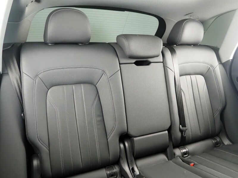 2023 Audi Q5 S line Premium Plus 45 TFSI Quattro *NAVIGATION, VIRTUAL COCKPIT, ADAPTIVE CRUISE, SAFETY ALERTS, 360 VIEW CAMERAS, COLOR TOUCHSCREEN, PANORAMA MOONROOF, LEATHER, HEATED SEATS/STEERING, ADVANCED KEY, BANG & OLUFSEN, APPLE CARPLAY Round Rock TX