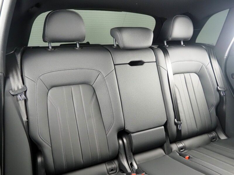 2023 Audi Q5 S line Premium Plus 45 TFSI Quattro *NAVIGATION, VIRTUAL COCKPIT, ADAPTIVE CRUISE, SAFETY ALERTS, 360 VIEW CAMERAS, COLOR TOUCHSCREEN, PANORAMA MOONROOF, LEATHER, HEATED SEATS/STEERING, ADVANCED KEY, BANG & OLUFSEN, APPLE CARPLAY Round Rock TX