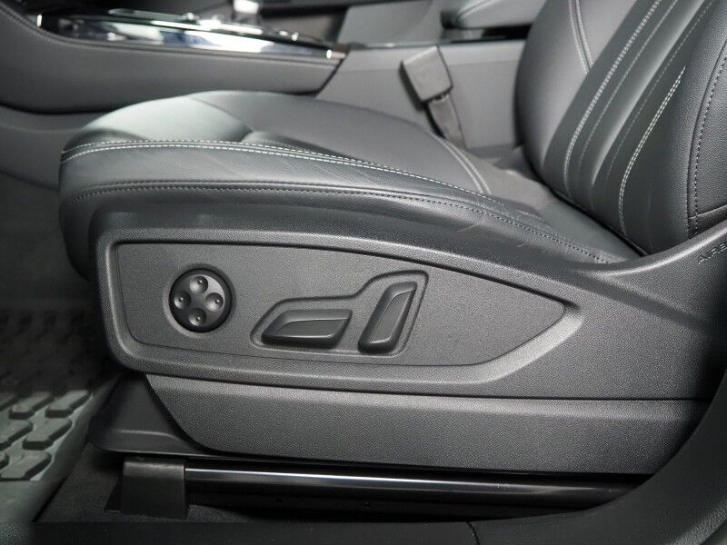 2023 Audi Q5 S line Premium Plus 45 TFSI Quattro *NAVIGATION, VIRTUAL COCKPIT, ADAPTIVE CRUISE, SAFETY ALERTS, 360 VIEW CAMERAS, COLOR TOUCHSCREEN, PANORAMA MOONROOF, LEATHER, HEATED SEATS/STEERING, ADVANCED KEY, BANG & OLUFSEN, APPLE CARPLAY Round Rock TX
