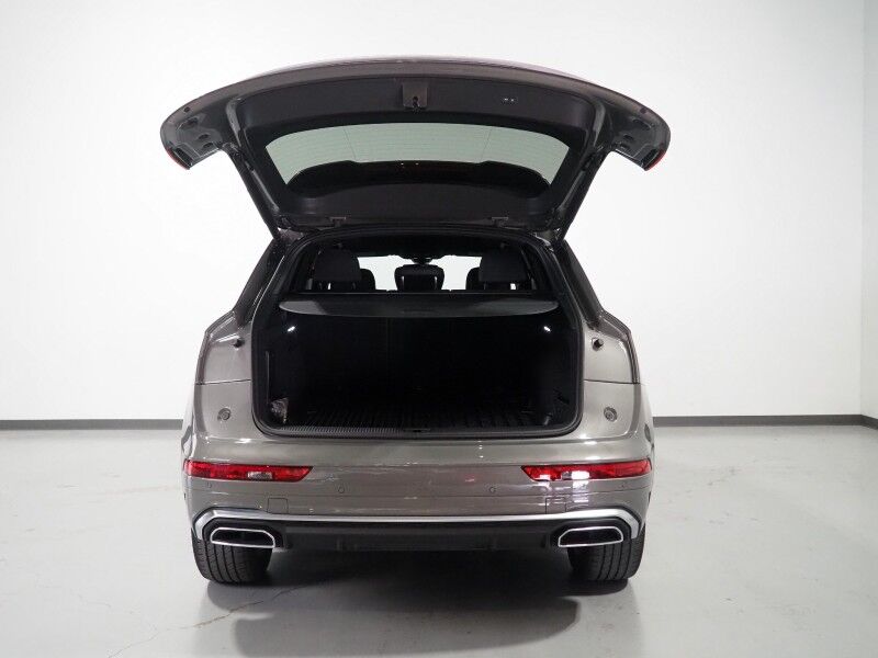 2023 Audi Q5 S line Premium Plus 45 TFSI Quattro *NAVIGATION, VIRTUAL COCKPIT, ADAPTIVE CRUISE, SAFETY ALERTS, 360 VIEW CAMERAS, COLOR TOUCHSCREEN, PANORAMA MOONROOF, LEATHER, HEATED SEATS/STEERING, ADVANCED KEY, BANG & OLUFSEN, APPLE CARPLAY Round Rock TX