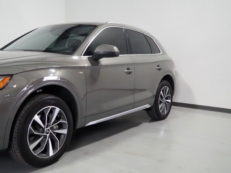 2023 Audi Q5 S line Premium Plus 45 TFSI Quattro *NAVIGATION, VIRTUAL COCKPIT, ADAPTIVE CRUISE, SAFETY ALERTS, 360 VIEW CAMERAS, COLOR TOUCHSCREEN, PANORAMA MOONROOF, LEATHER, HEATED SEATS/STEERING, ADVANCED KEY, BANG & OLUFSEN, APPLE CARPLAY Round Rock TX