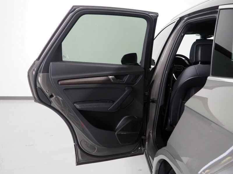2023 Audi Q5 S line Premium Plus 45 TFSI Quattro *NAVIGATION, VIRTUAL COCKPIT, ADAPTIVE CRUISE, SAFETY ALERTS, 360 VIEW CAMERAS, COLOR TOUCHSCREEN, PANORAMA MOONROOF, LEATHER, HEATED SEATS/STEERING, ADVANCED KEY, BANG & OLUFSEN, APPLE CARPLAY Round Rock TX