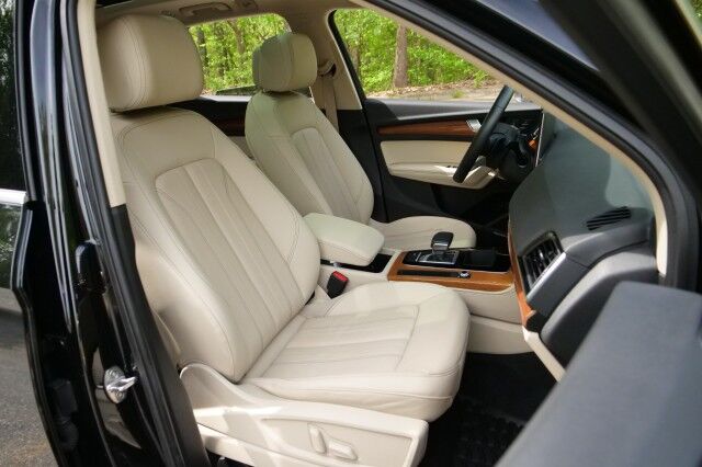 2023 Audi Q5 S line Premium Plus Quattro / Nav Package! High Point NC