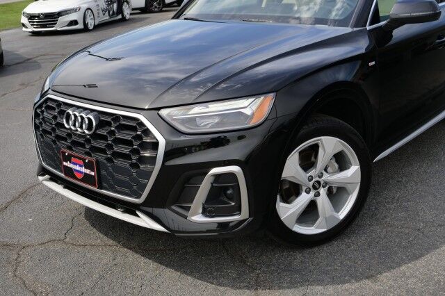 2023 Audi Q5 S line Premium Plus Quattro / Nav Package! High Point NC