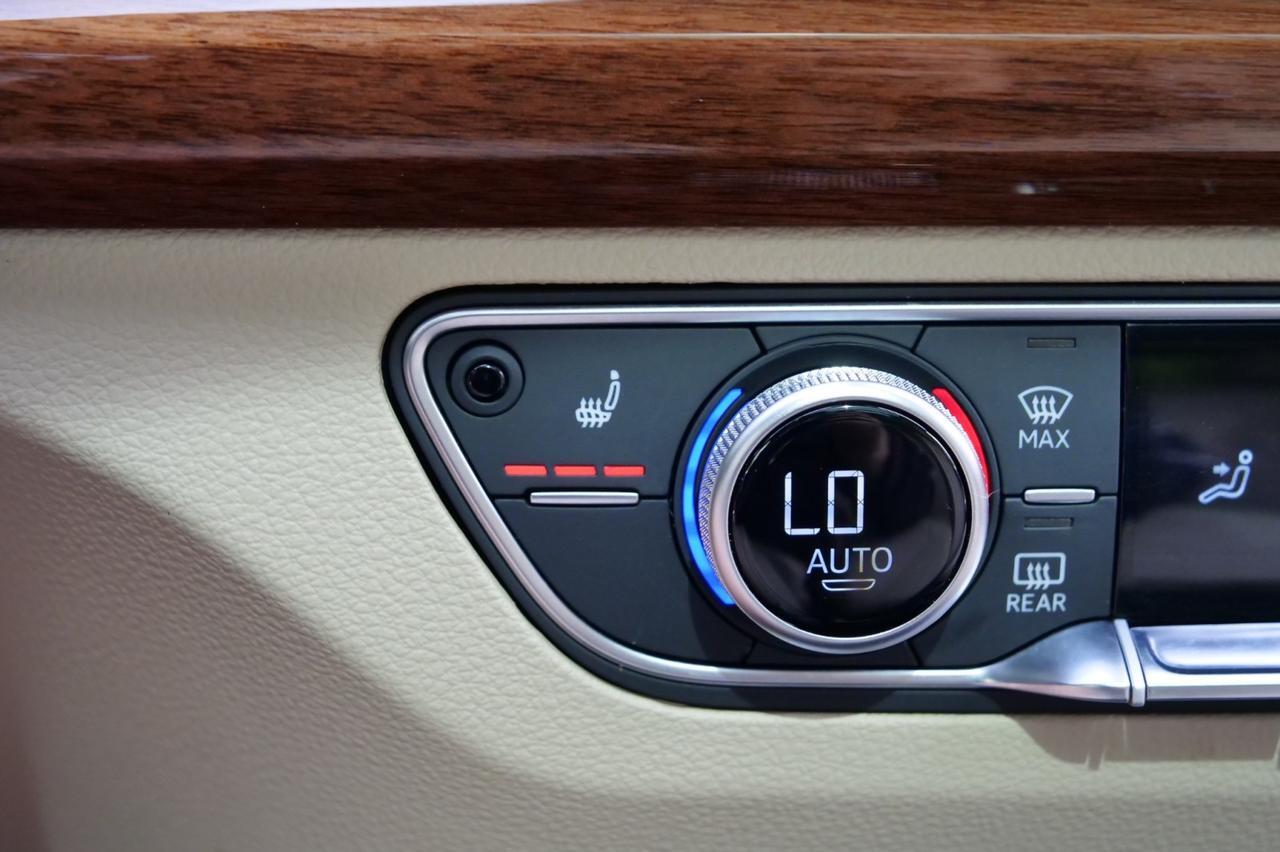 2023 Audi Q5 S line Premium Plus Quattro / Nav Package! Lincolnton NC