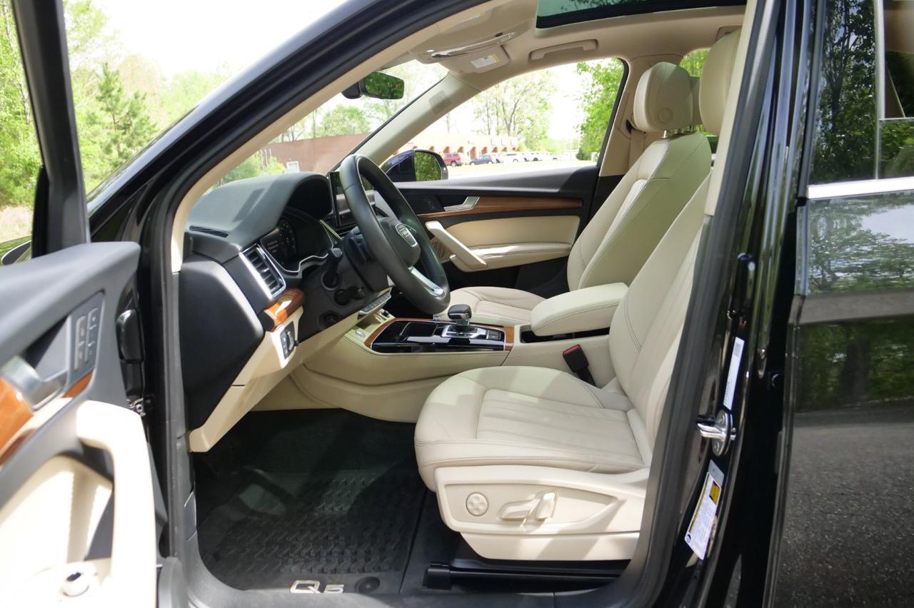 2023 Audi Q5 S line Premium Plus Quattro / Nav Package! Lincolnton NC