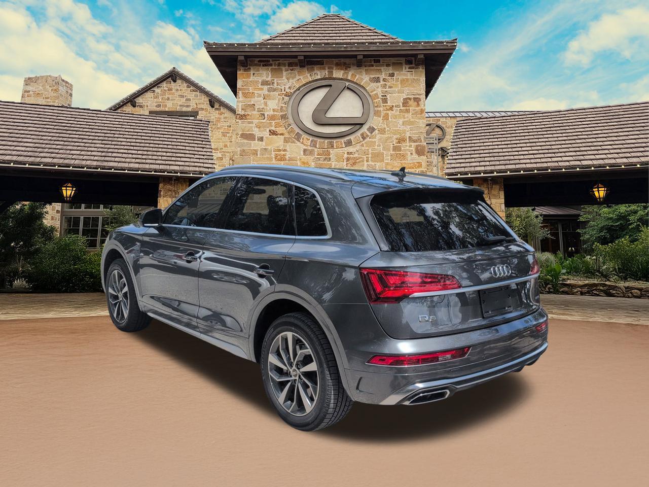 2023 Audi Q5 S line Premium Plus