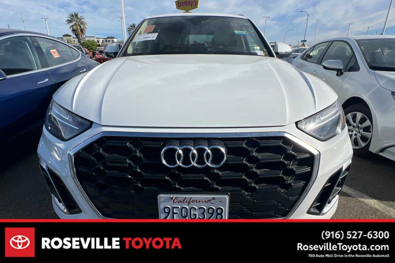 2023 Audi Q5 S line Premium