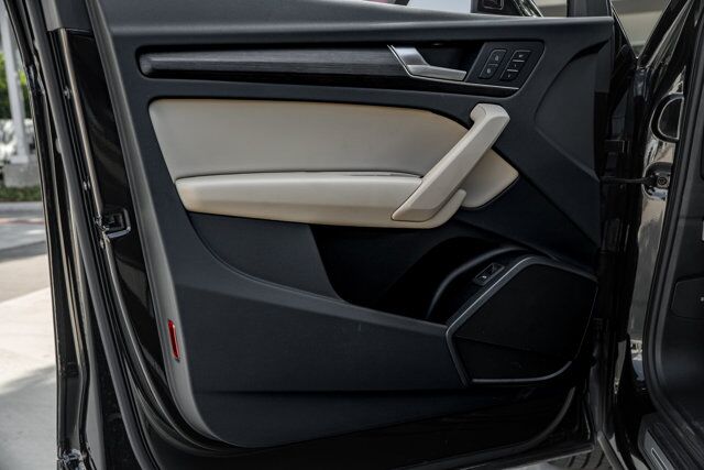 2023 Audi Q5 S line Premium  Selma TX