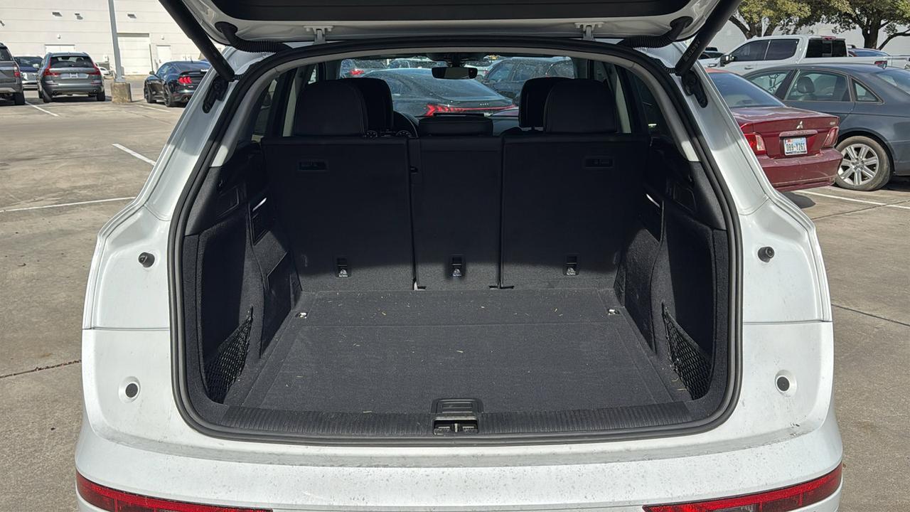 2023 Audi Q5 S line Prestige  Selma TX