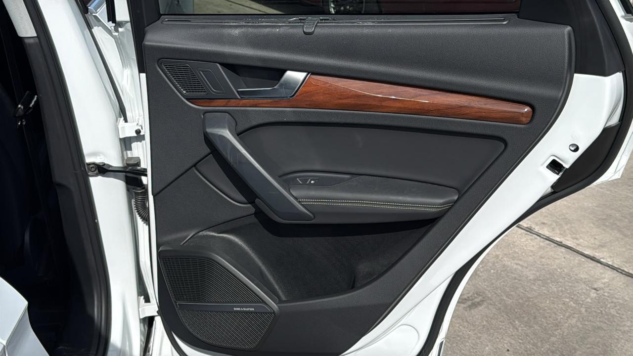 2023 Audi Q5 S line Prestige  Selma TX