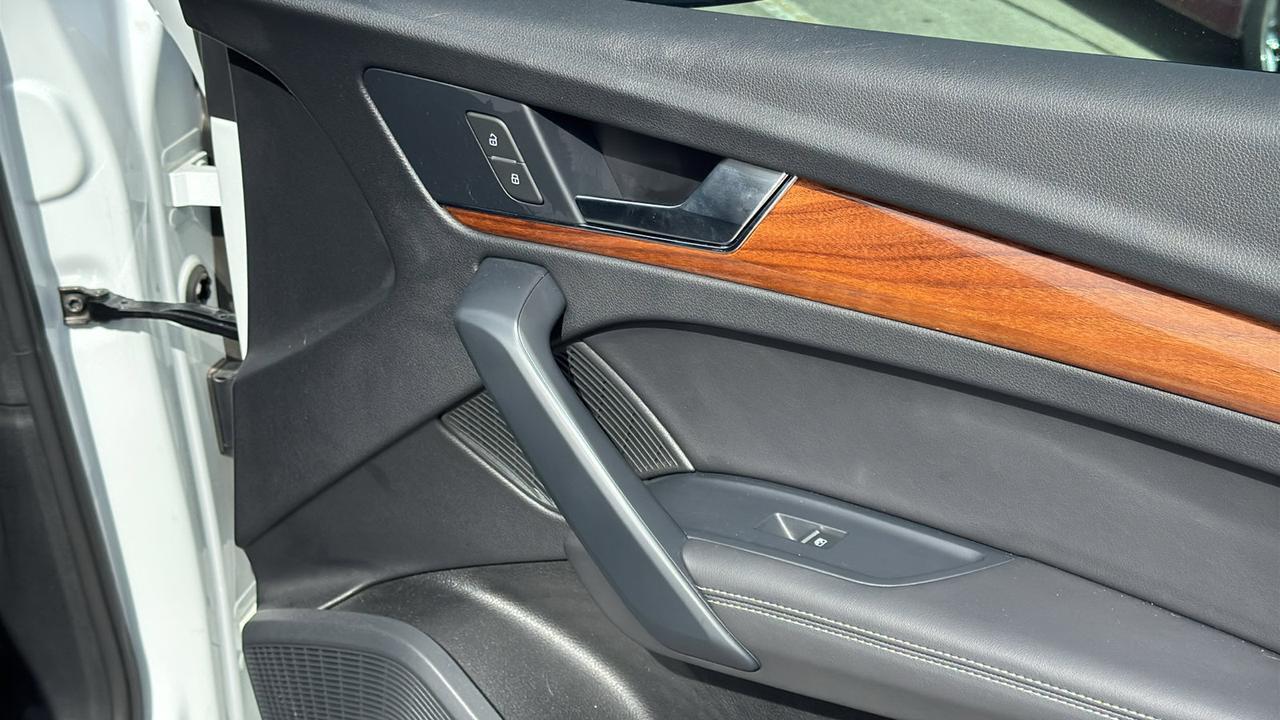 2023 Audi Q5 S line Prestige  Selma TX