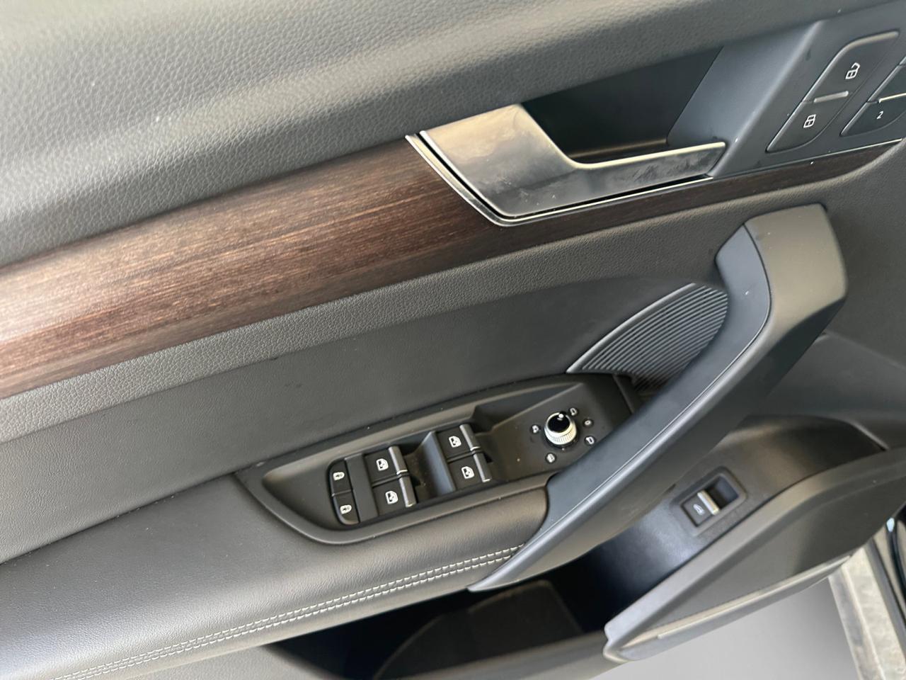 2023 Audi Q5 S line Prestige  Selma TX