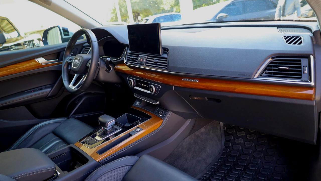 2023 Audi Q5 S line Prestige  Selma TX