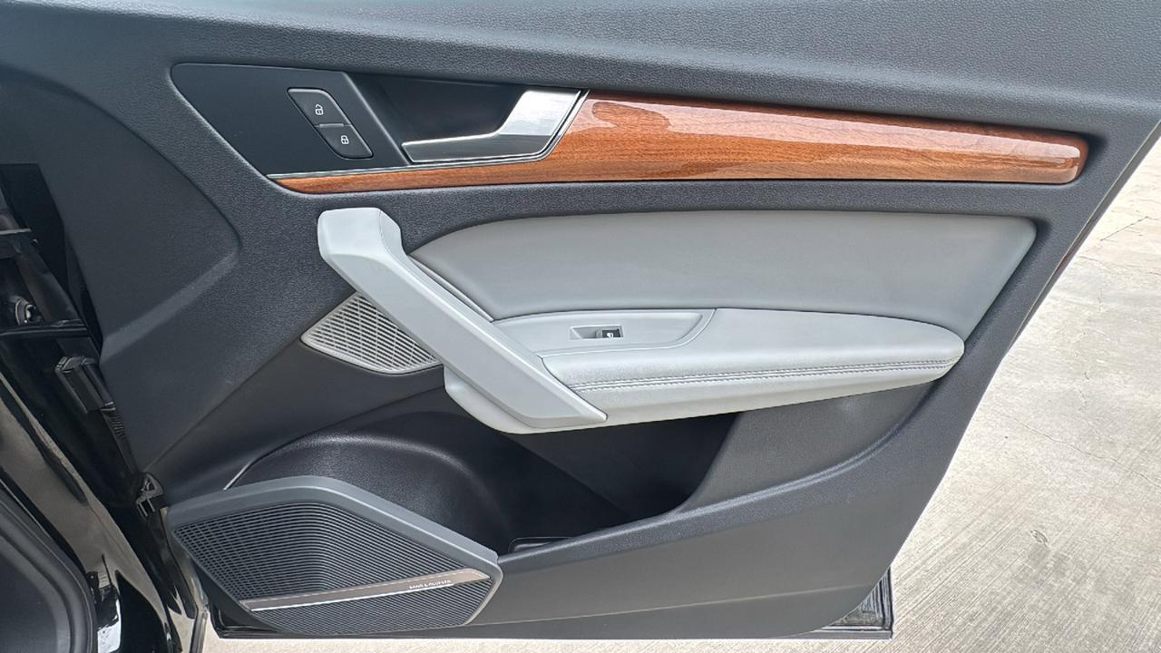 2023 Audi Q5 S line Prestige  Selma TX