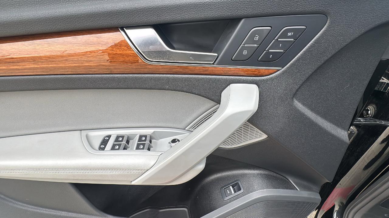 2023 Audi Q5 S line Prestige  Selma TX