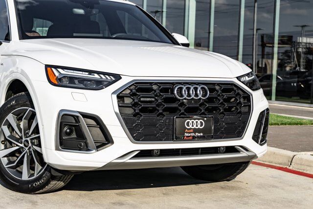 2023 Audi Q5 S line Prestige
